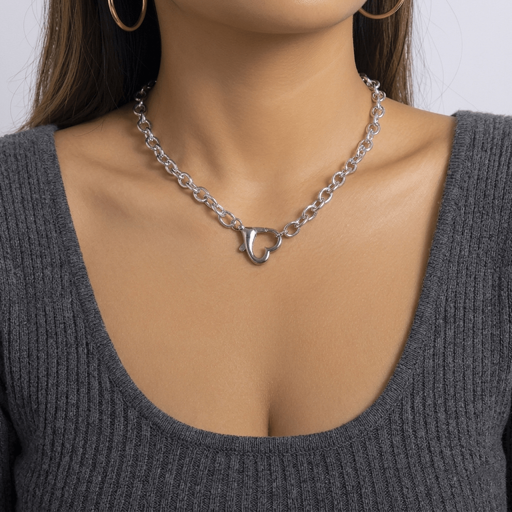 Women's Chunky Heart-Shaped Chain Necklace with Pendant